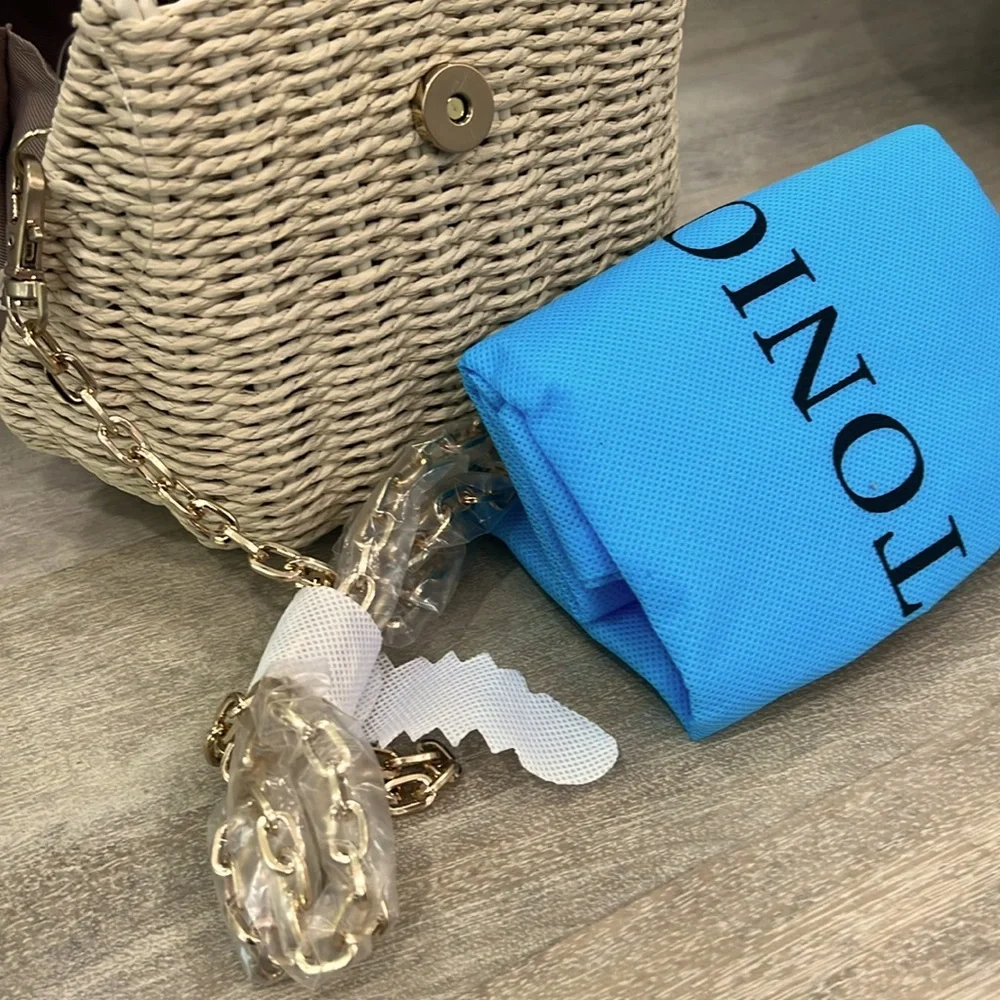 Antonio Melani Dana Wicker Bag NWT - Picture 8 of 8